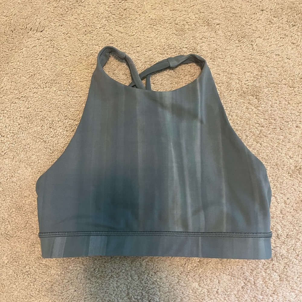 Lululemon sports bra